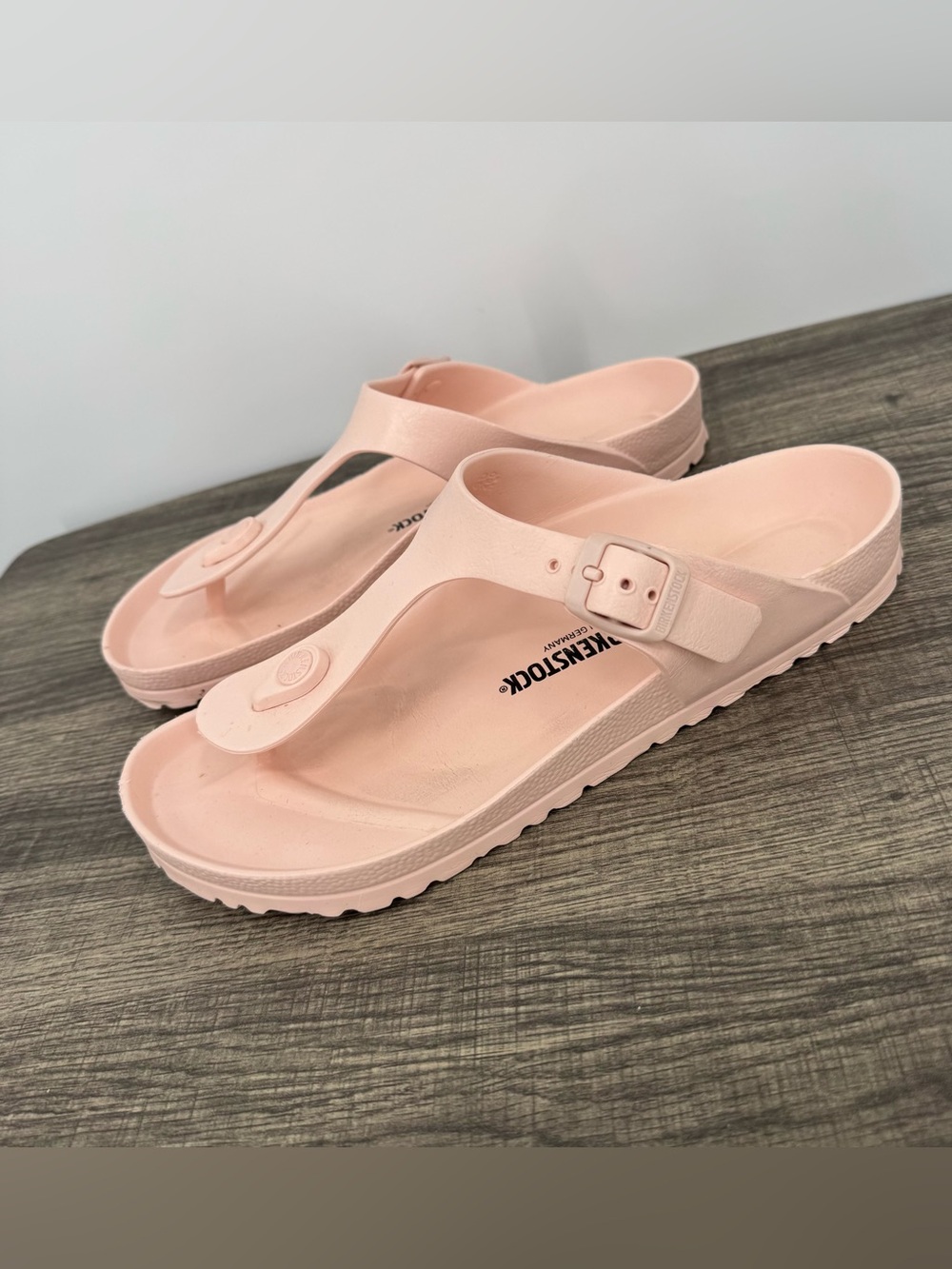 Birkenstock Gizeh Essentials EVA Sandals Light Pink - Picture 11 of 11